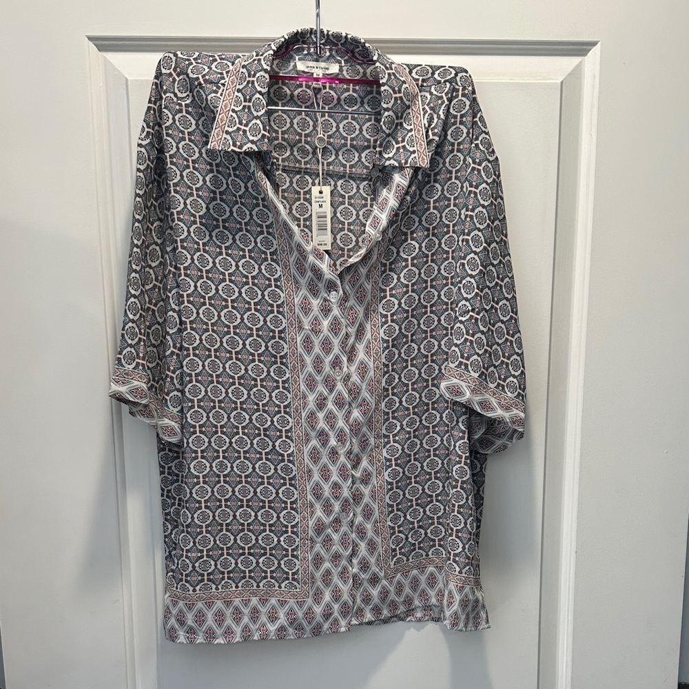 Max Studio white, blue and red Patterned women’s Shirt